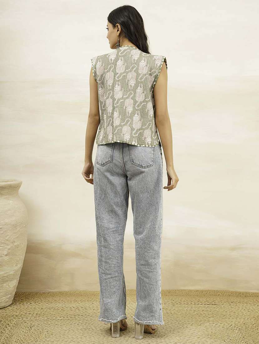 women printed sleeveless reversible ethnic jacket - 22277451 -  Standard Image - 4