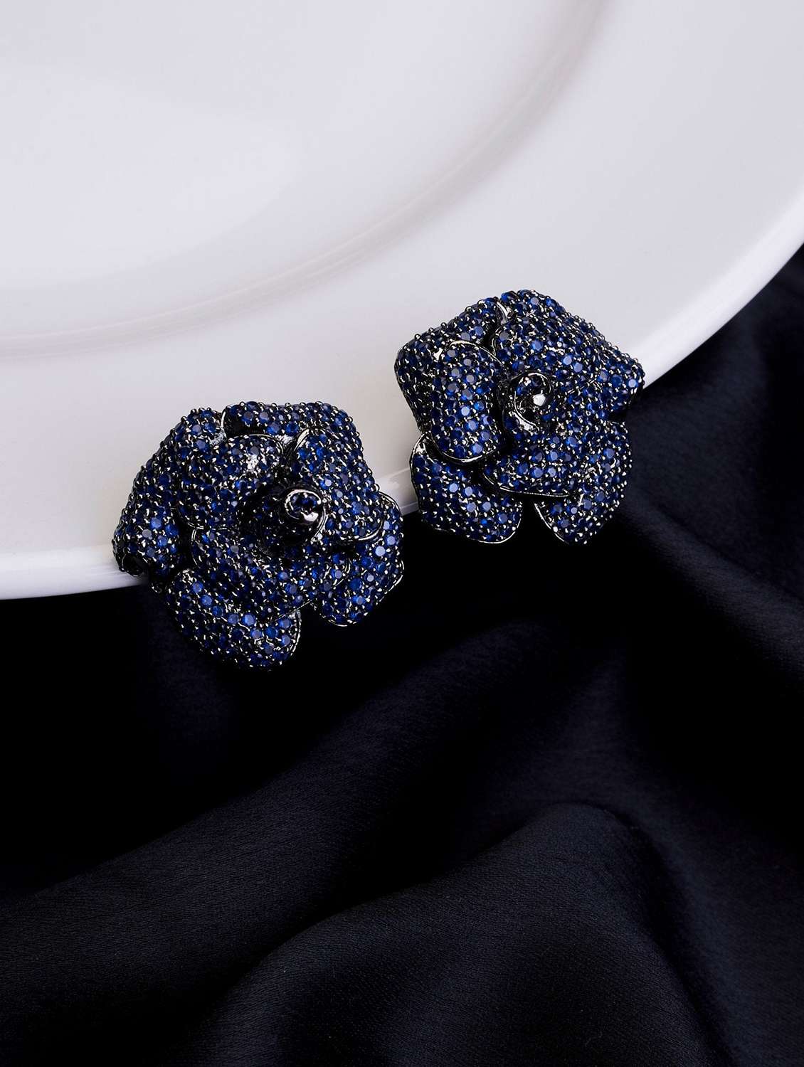 women brass floral studs earring