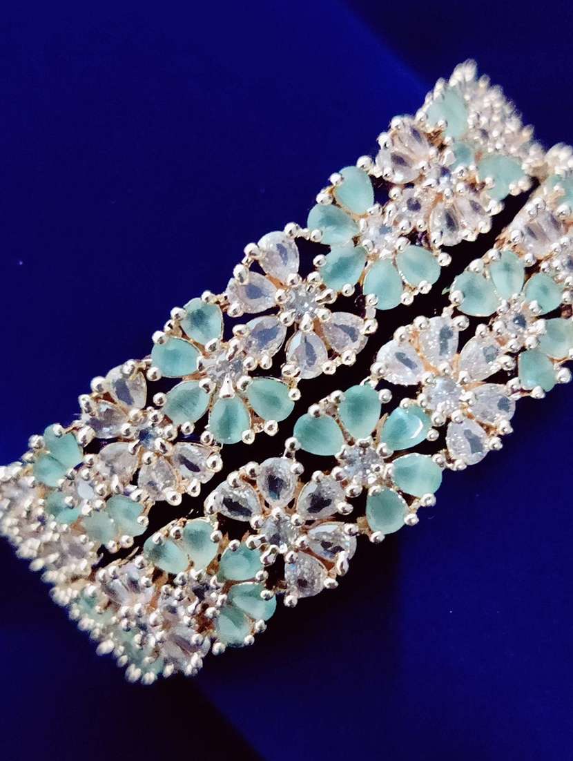 women green brass bangle - 22278157 -  Standard Image - 1