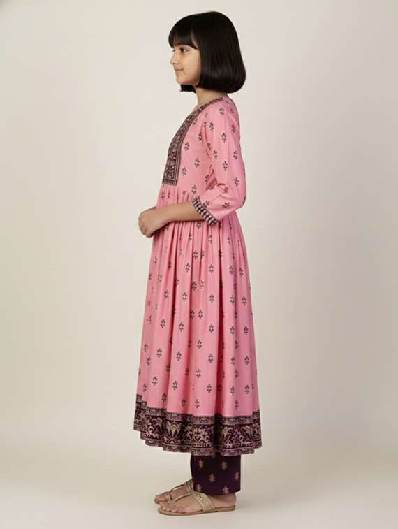 girls printed three quarter sleeve kurta - 22278322 -  Standard Image - 1