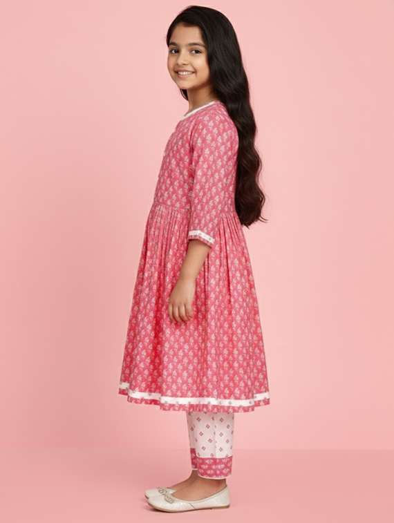 women printed three quarter sleeve kurta - 22278349 -  Standard Image - 1