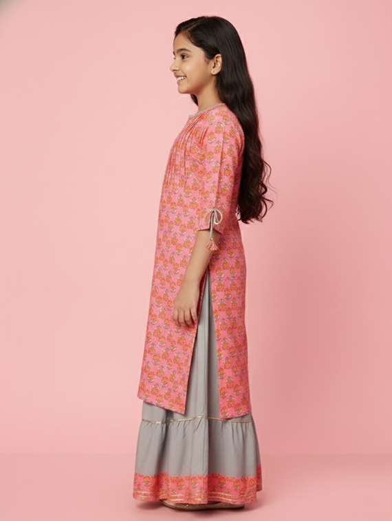 women printed three quarter sleeve kurta - 22278353 -  Standard Image - 1