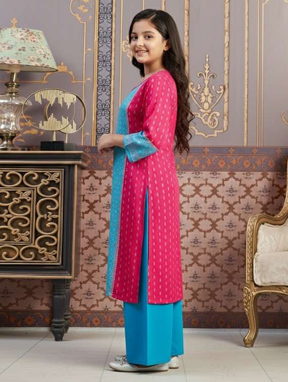 women three quarter sleeve straight kurta - 22278375 -  Standard Image - 1
