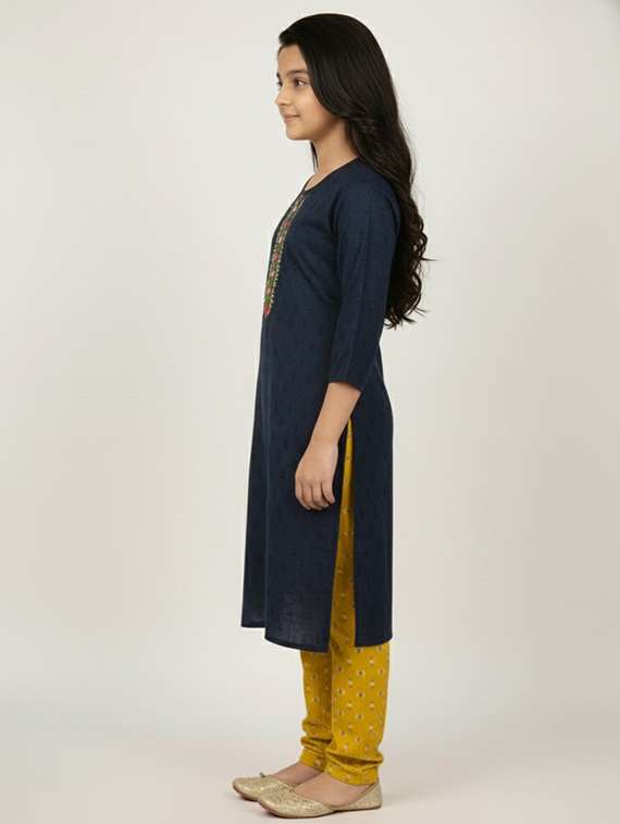 girls self design three quarter sleeve kurta - 22278397 -  Standard Image - 1