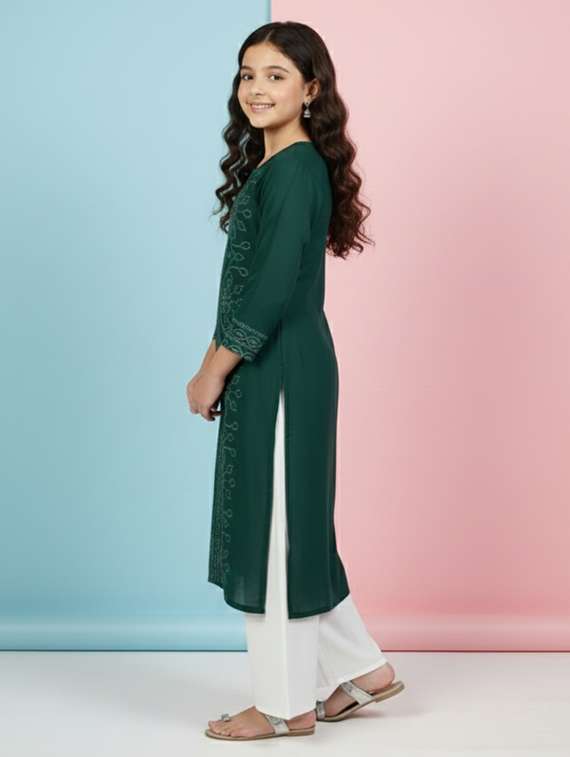 girls three quarter sleeve straight kurta - 22278410 -  Standard Image - 1