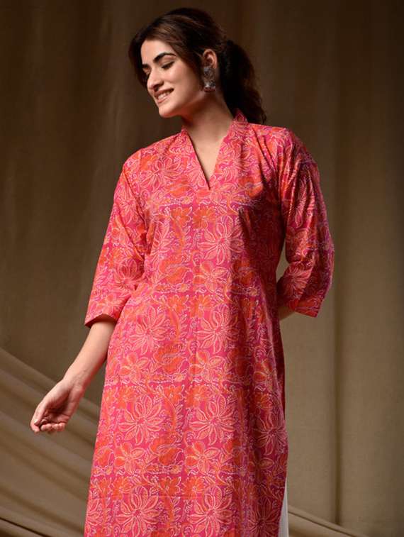 women printed three quarter sleeve straight kurta - 22278432 -  Standard Image - 4