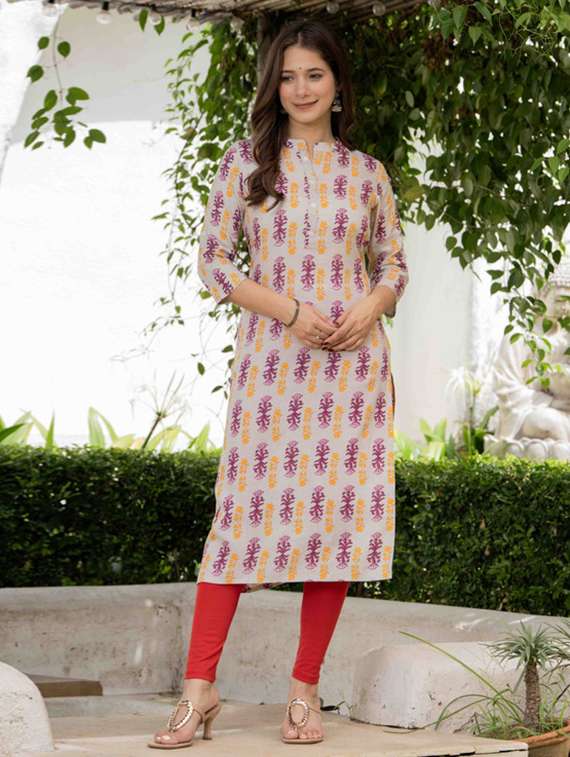 women printed three quarter sleeve straight kurta