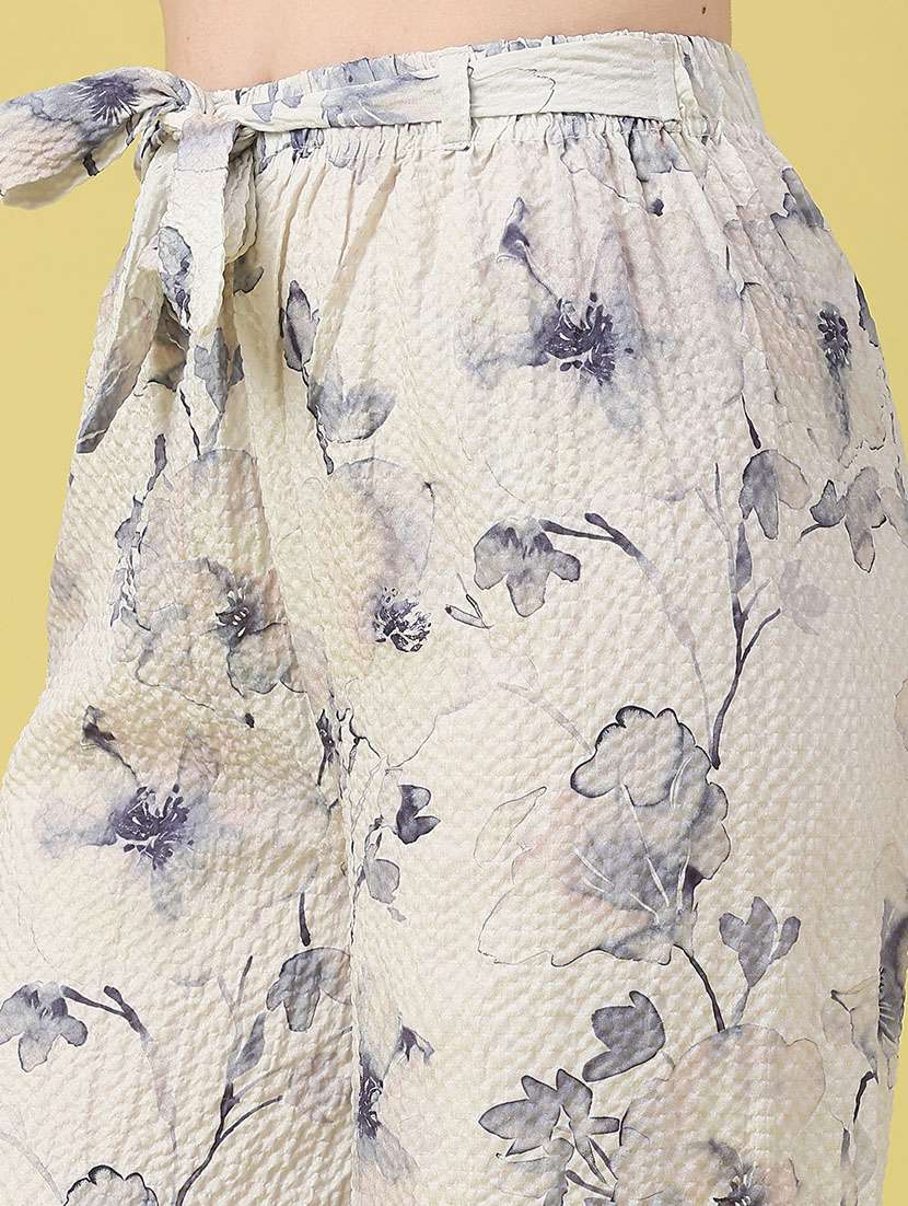 women printed mid rise capri - 22278500 -  Standard Image - 1