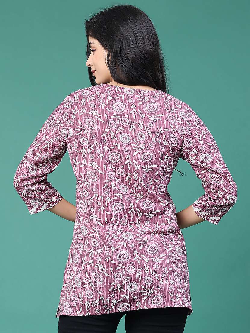 women floral three quarter sleeve straight kurti - 22278502 -  Standard Image - 4