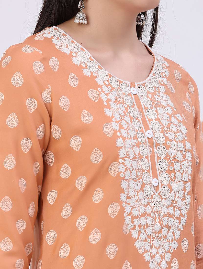 Girls Printed Three Quarter Sleeves Kurta And Pant Set - 22279018 -  Standard Image - 1