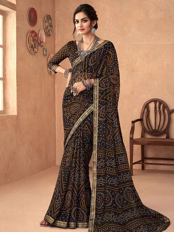 women printed casual wear saree with blouse