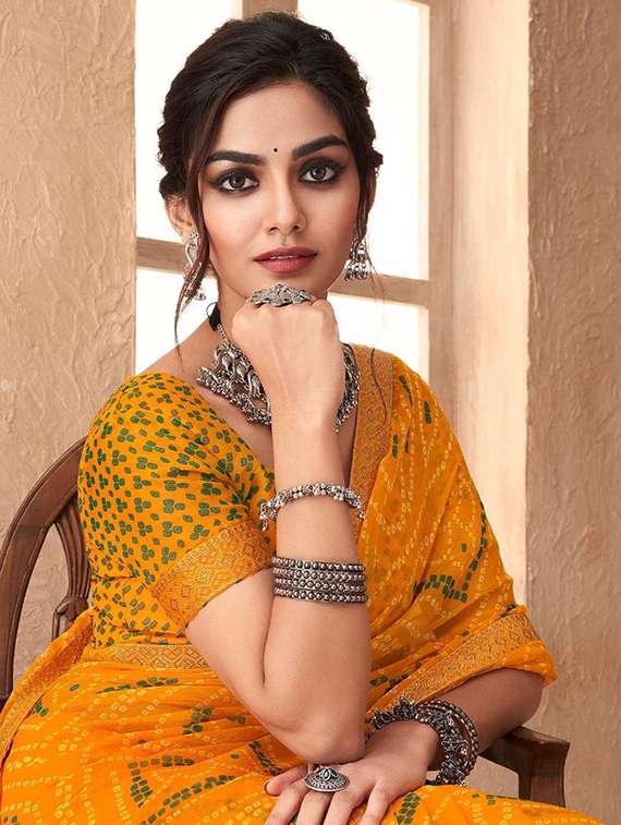 women printed casual wear saree with blouse - 22279051 -  Standard Image - 1