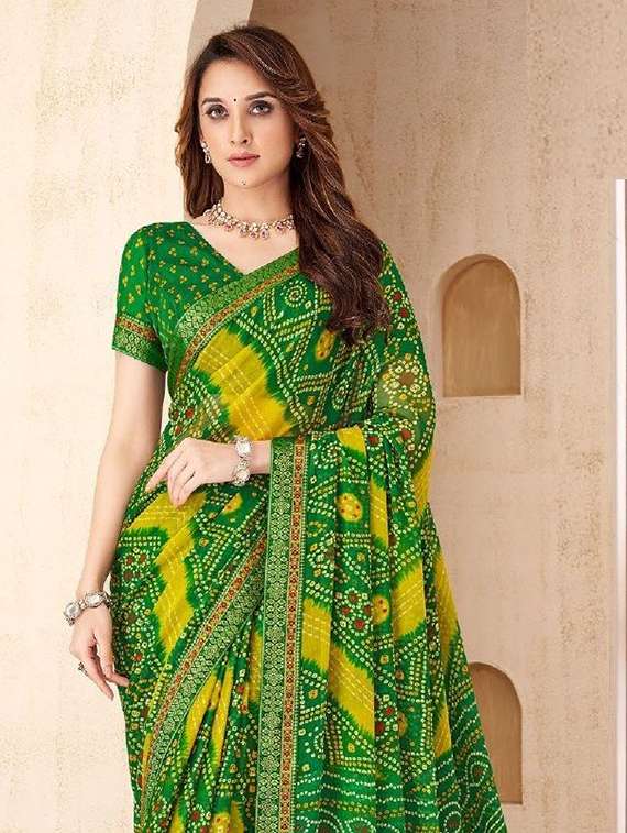 women printed casual wear saree with blouse - 22279108 -  Standard Image - 1