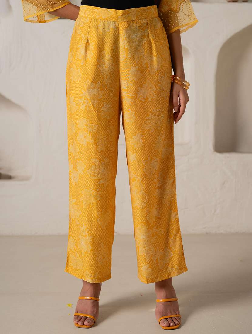 women floral three quarter sleeve kurta pant with dupatta set - 22279285 -  Standard Image - 4