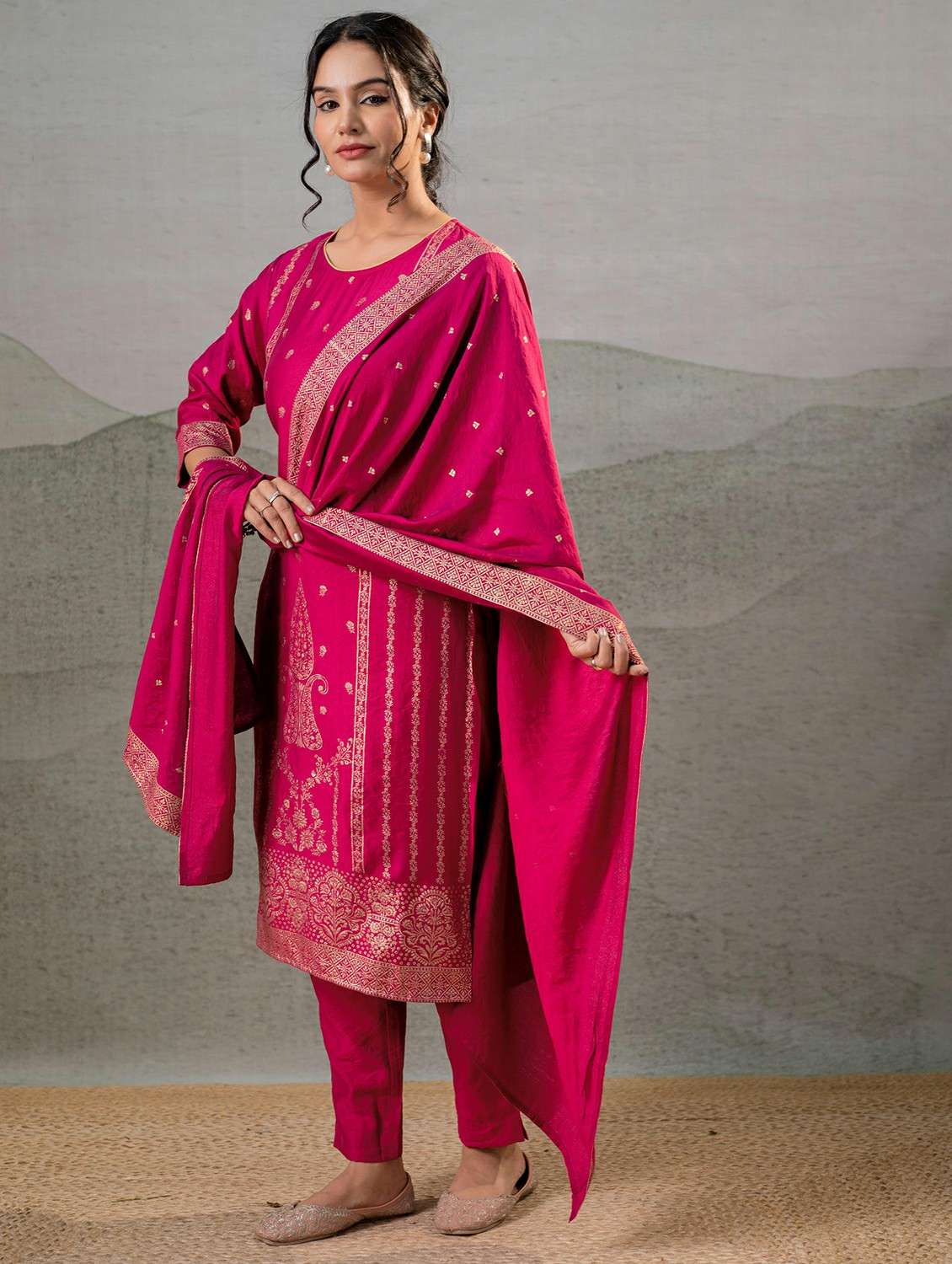 women self design three quarter sleeve kurta pant with dupatta set - 22279291 -  Standard Image - 1