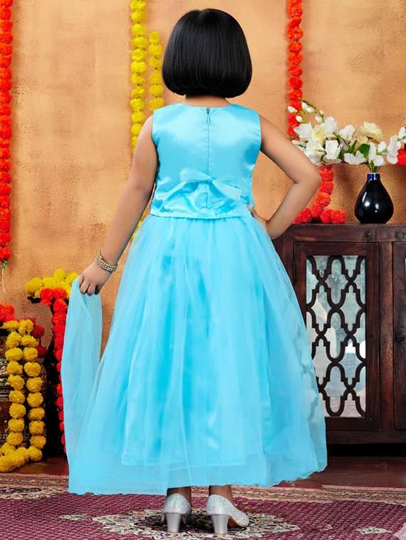 girls embroidered lehenga choli with dupatta set - 22280104 -  Standard Image - 4