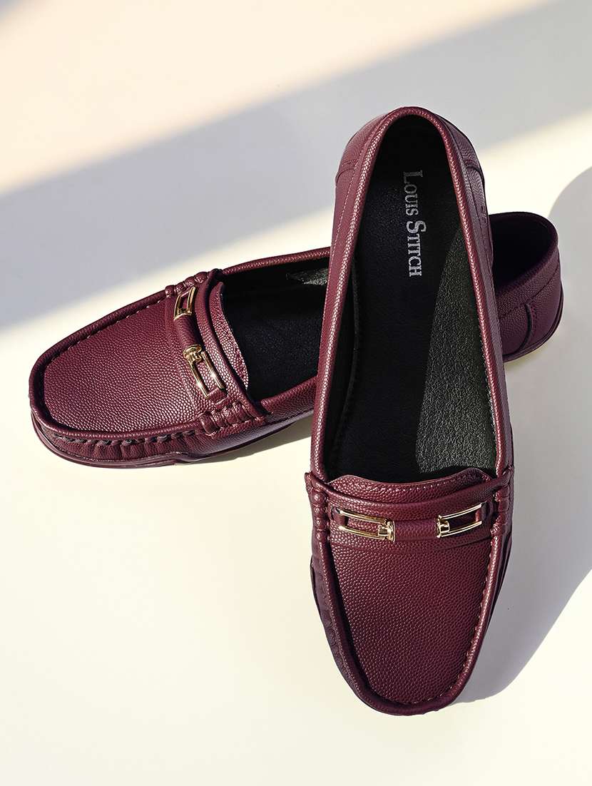 women solid slip on loafer - 22280425 -  Standard Image - 1