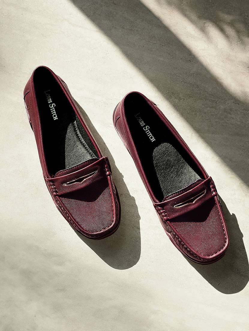 women solid slip on loafer - 22280428 -  Standard Image - 1