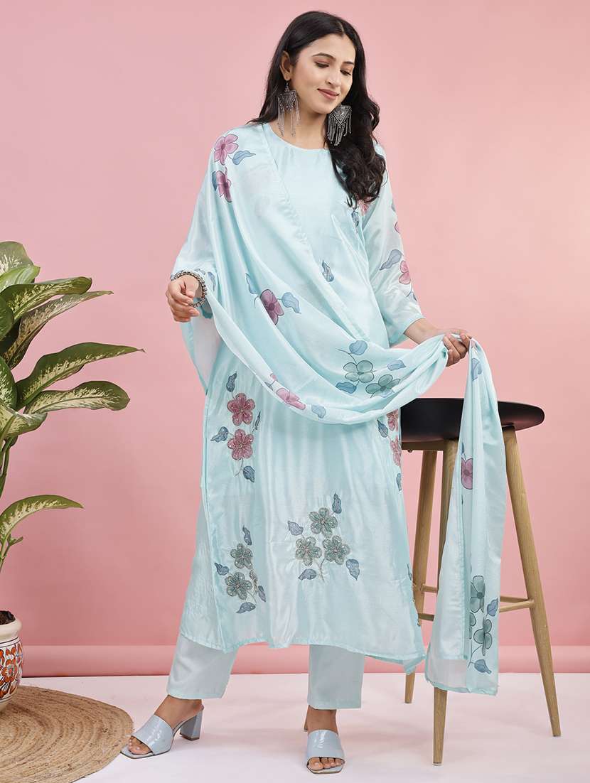 women floral three quarter sleeve kurta pant with dupatta set - 22280441 -  Standard Image - 1