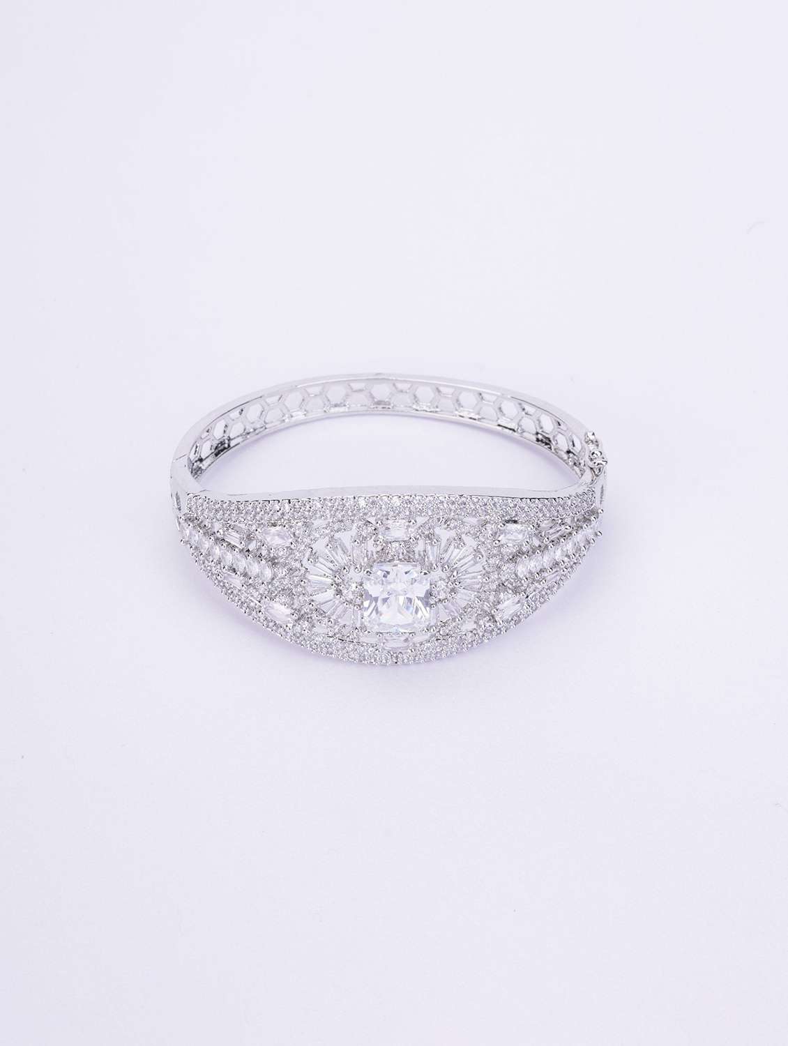 women white brass bangle bracelet - 22280809 -  Standard Image - 1