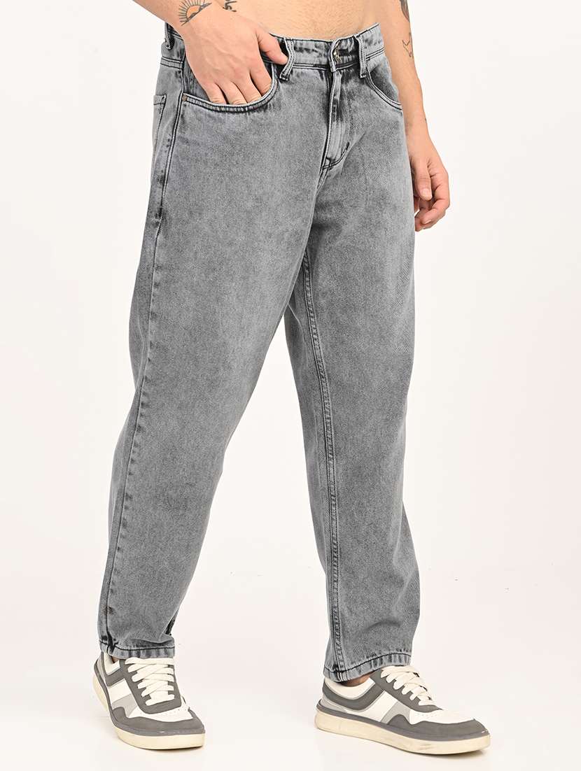 men plain mid rise relaxed fit jeans - 22280948 -  Standard Image - 1