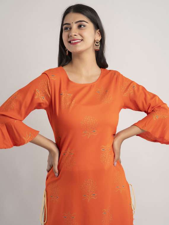 women printed bell sleeve straight kurta - 22281175 -  Standard Image - 4