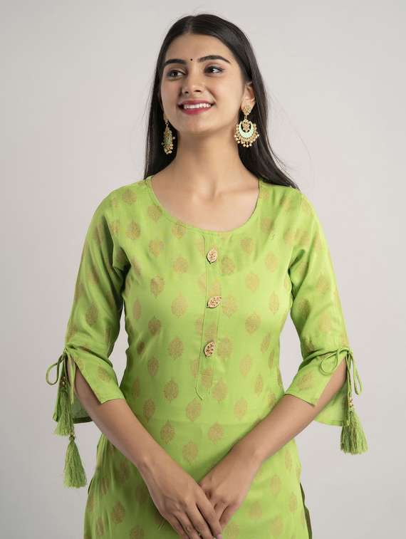 women printed bell sleeve straight kurta - 22281176 -  Standard Image - 4