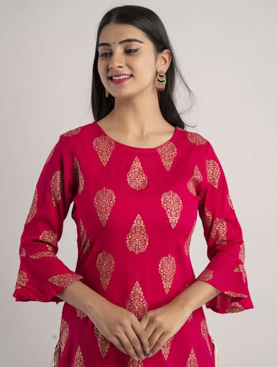 women printed bell sleeve straight kurta - 22281179 -  Standard Image - 4