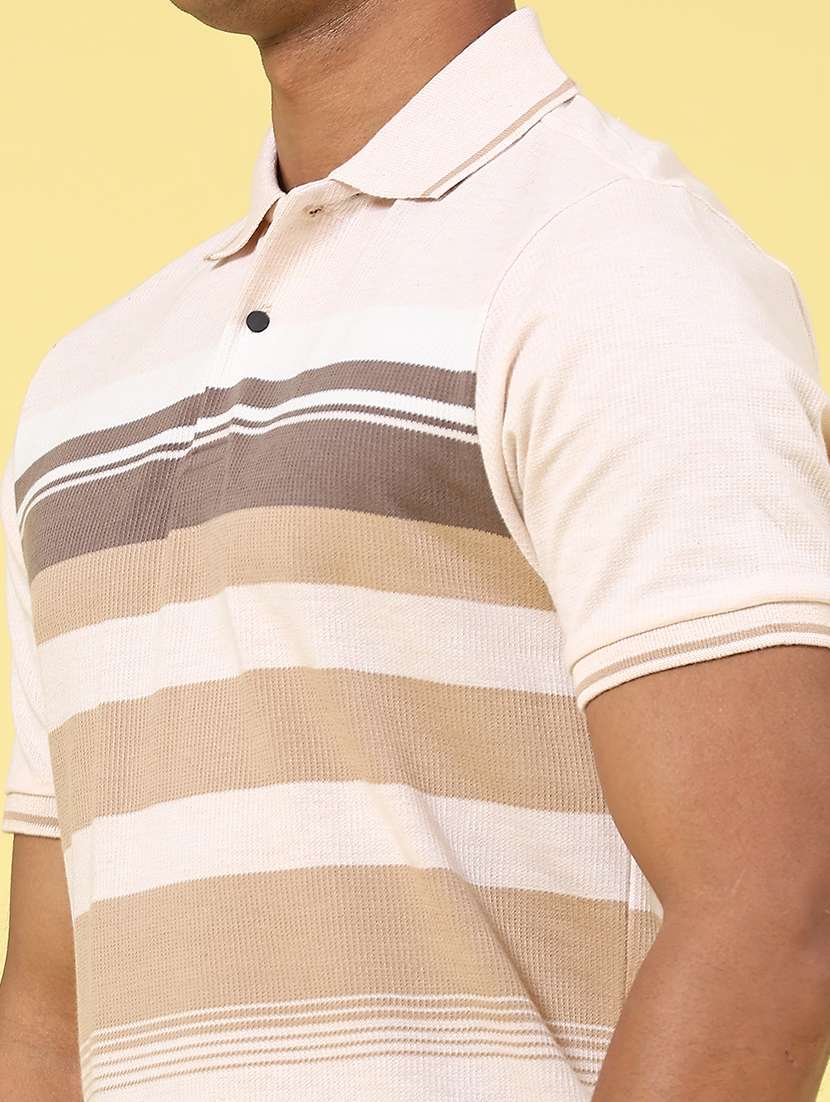 Men Beige Cotton Blend Plain T-shirt - 22281641 -  Standard Image - 1