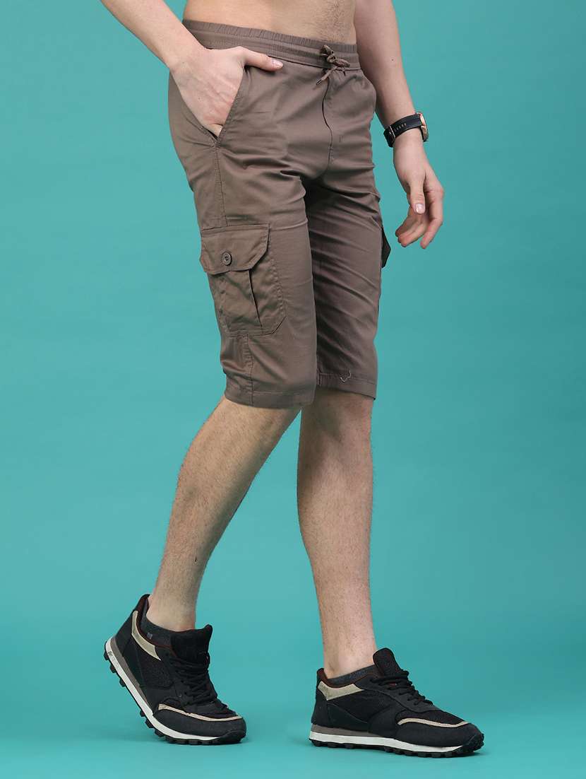 men solid mid rise cargo shorts - 22281792 -  Standard Image - 1