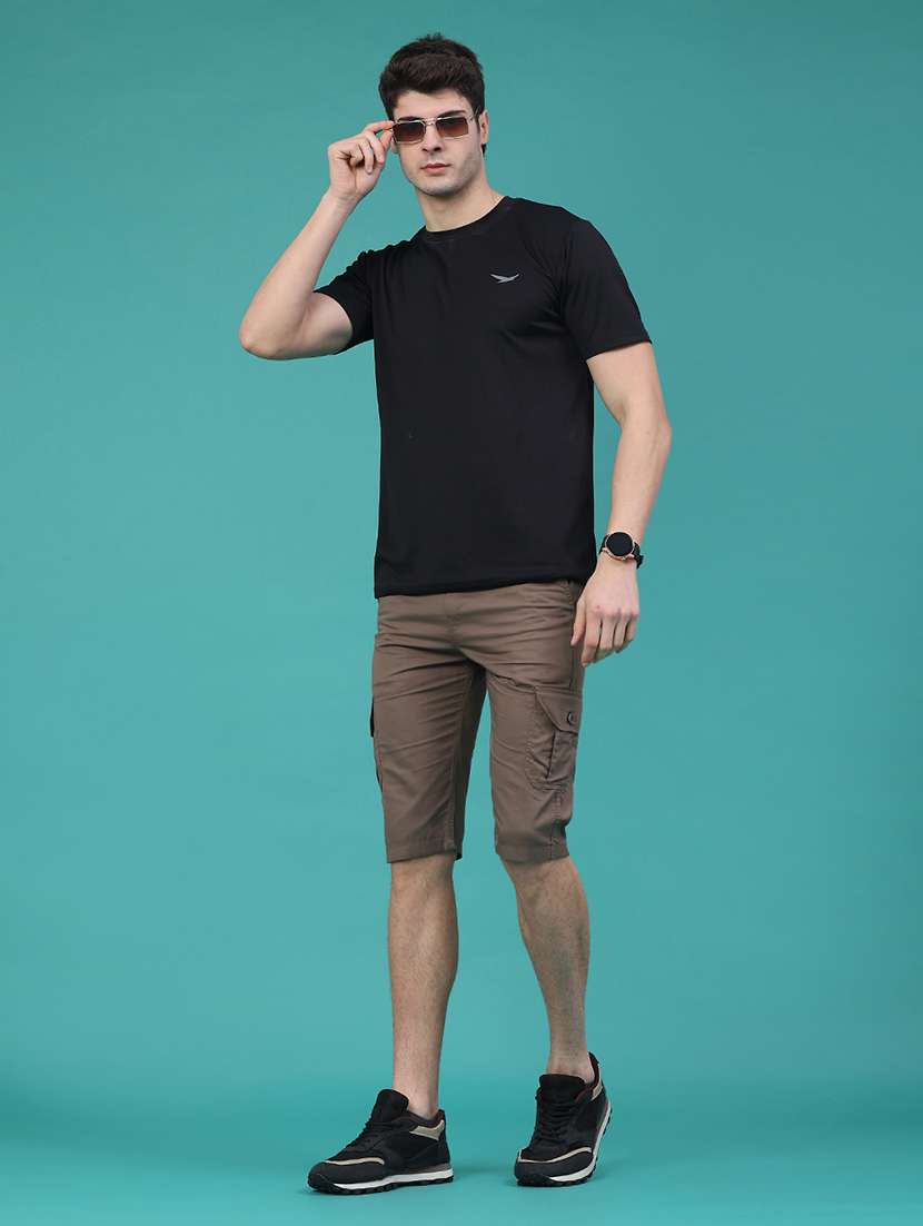 men solid mid rise cargo shorts - 22281792 -  Standard Image - 4