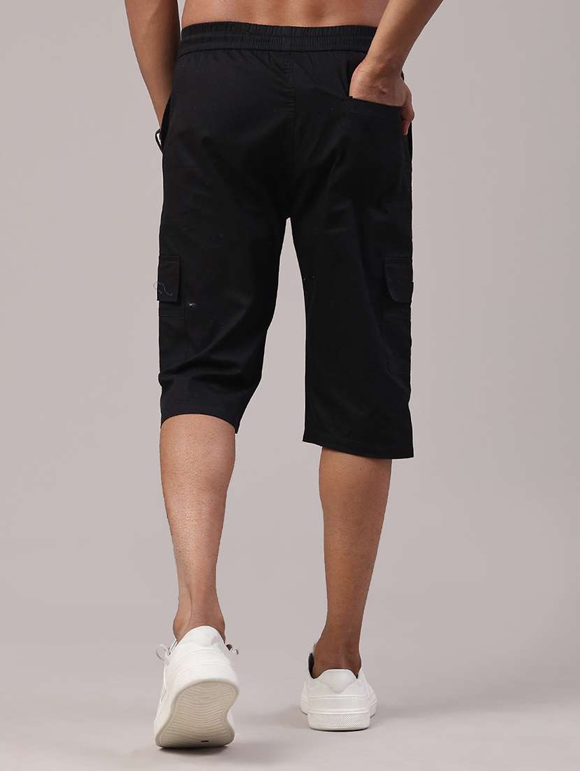 men solid mid rise three - fourth shorts - 22281797 -  Standard Image - 4