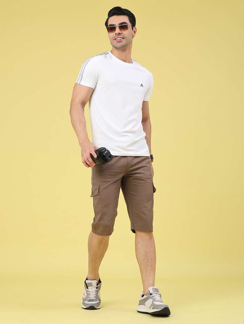 men solid mid rise cargo shorts - 22281798 -  Standard Image - 4