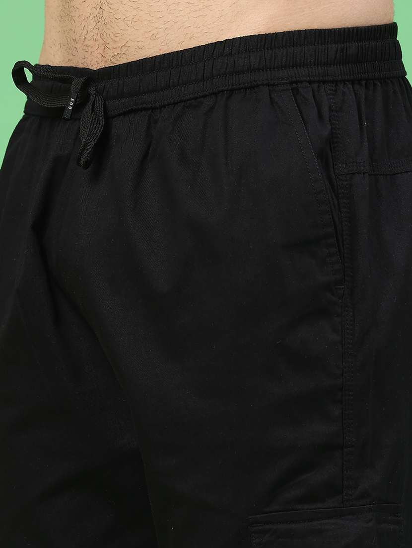 men solid mid rise regular fit cargo  - 22281820 -  Standard Image - 1