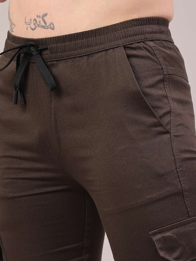 men solid mid rise regular fit cargo  - 22281853 -  Standard Image - 1