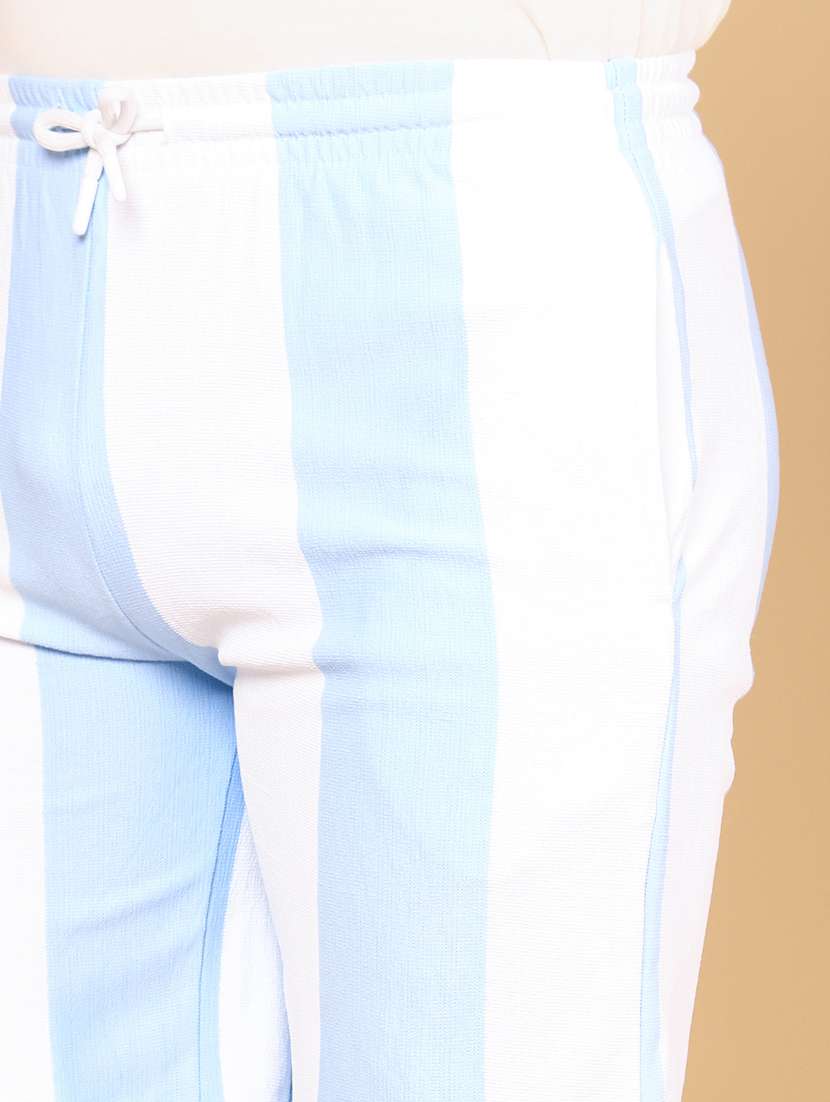 blue cotton shorts three  fourths - 22281918 -  Standard Image - 1