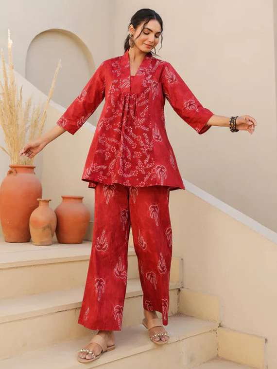 women printed top and trouser co-ord set - 22282007 -  Standard Image - 1