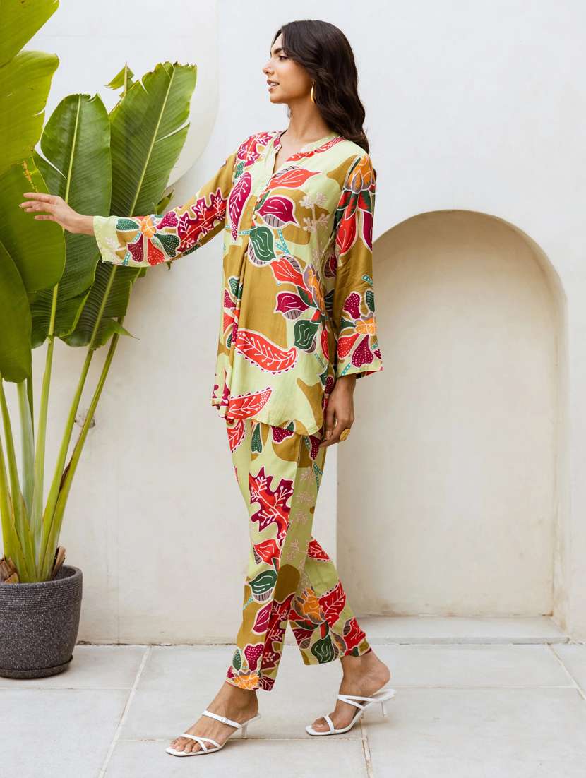 women printed top and trouser co-ord set - 22282047 -  Standard Image - 1