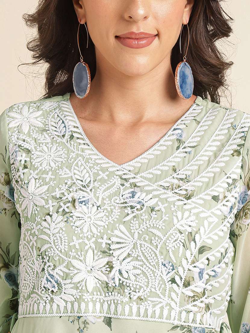 women floral print bell sleeve fit & flare dress - 22282073 -  Standard Image - 4