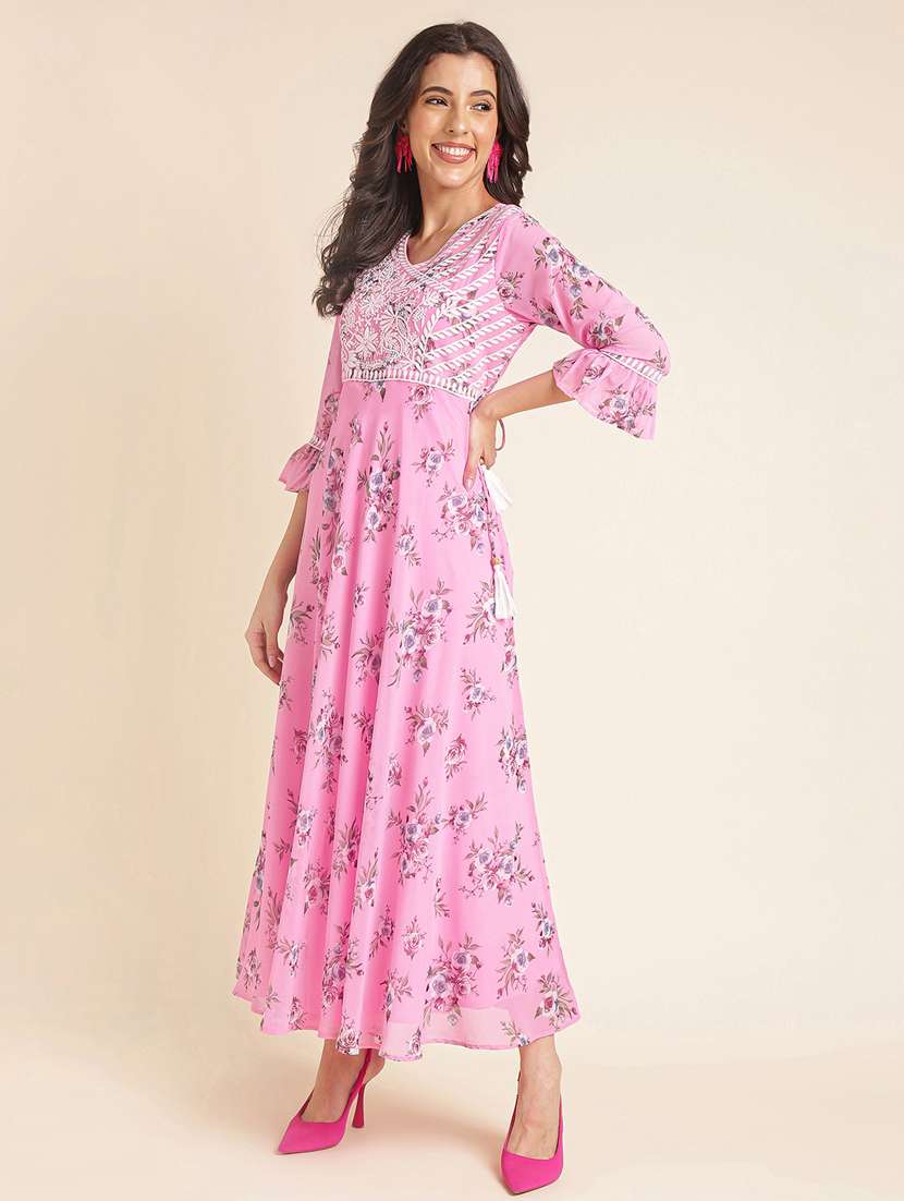 women floral print bell sleeve fit & flare dress - 22282076 -  Standard Image - 1
