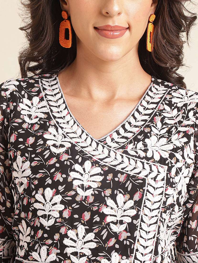 women floral print bell sleeve fit & flare dress - 22282080 -  Standard Image - 4