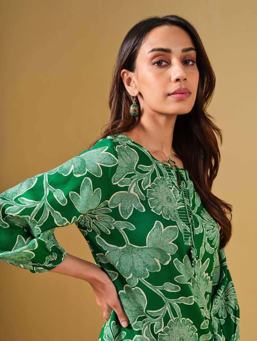 women printed puff sleeve straight kurti - 22282106 -  Standard Image - 1