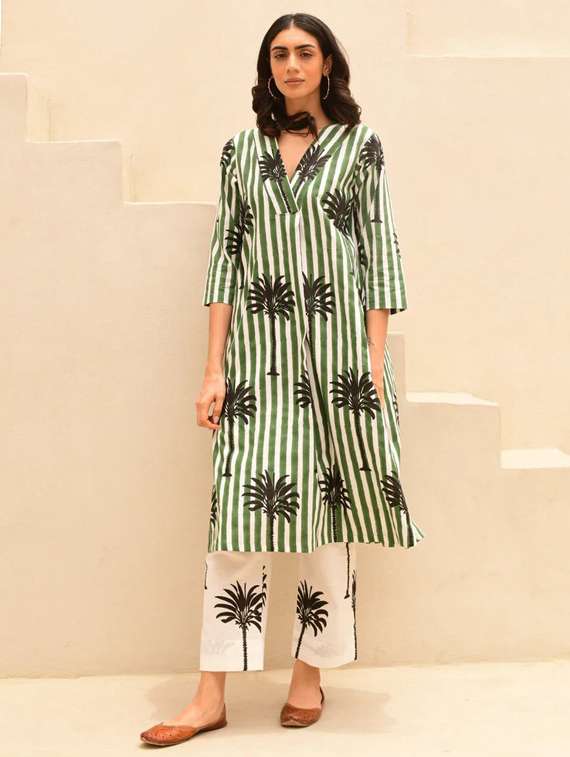 women printed three quarter sleeve kurta pant with dupatta set - 22282114 -  Standard Image - 1