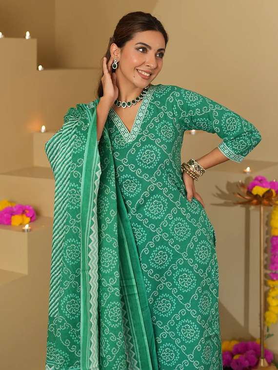 women bandhani three quarter sleeve kurta pant with dupatta set - 22282125 -  Standard Image - 1