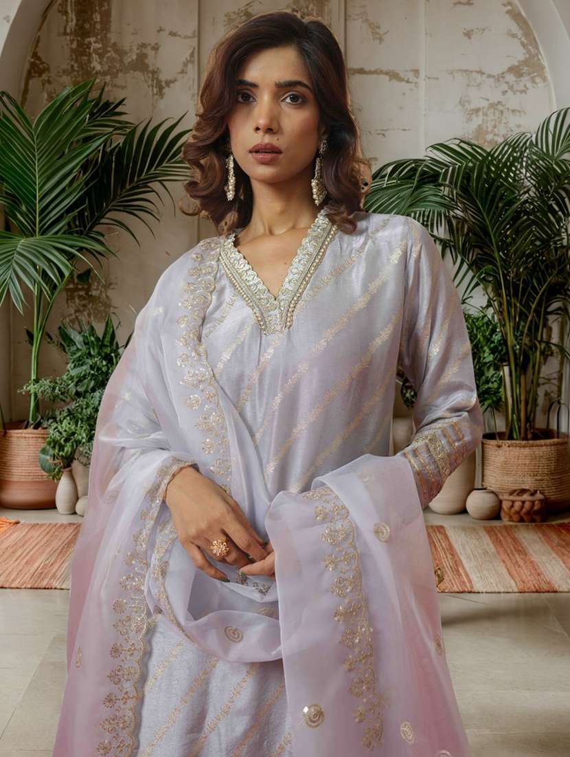 women self design three quarter sleeve kurta pant with dupatta set - 22282150 -  Standard Image - 1