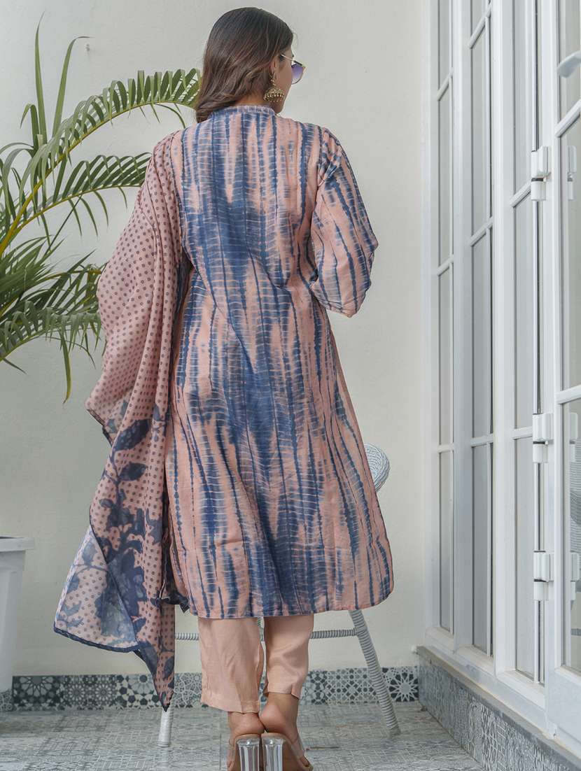 women shibori three quarter sleeve kurta pant with dupatta set - 22282153 -  Standard Image - 4