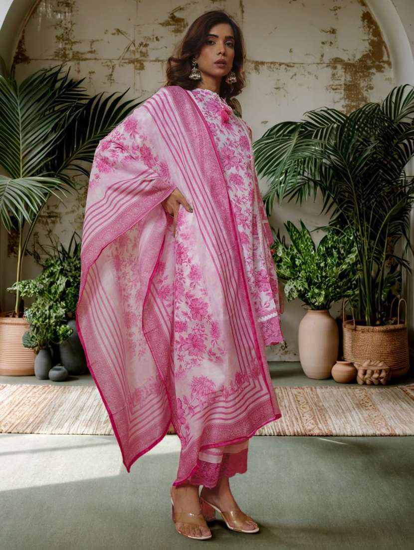 women floral three quarter sleeve kurta pant with dupatta set - 22282166 -  Standard Image - 4