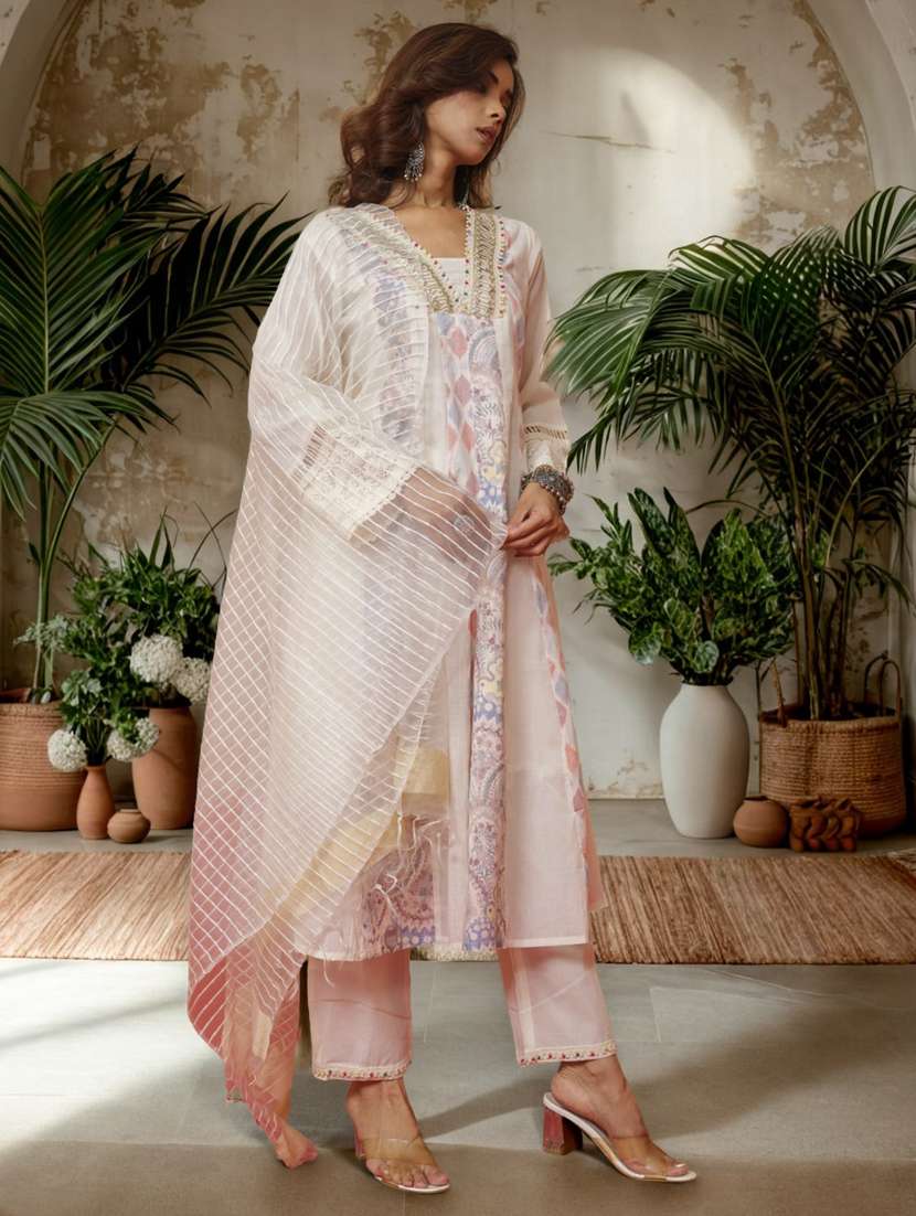 women printed long sleeve kurta pant with dupatta set - 22282176 -  Standard Image - 4