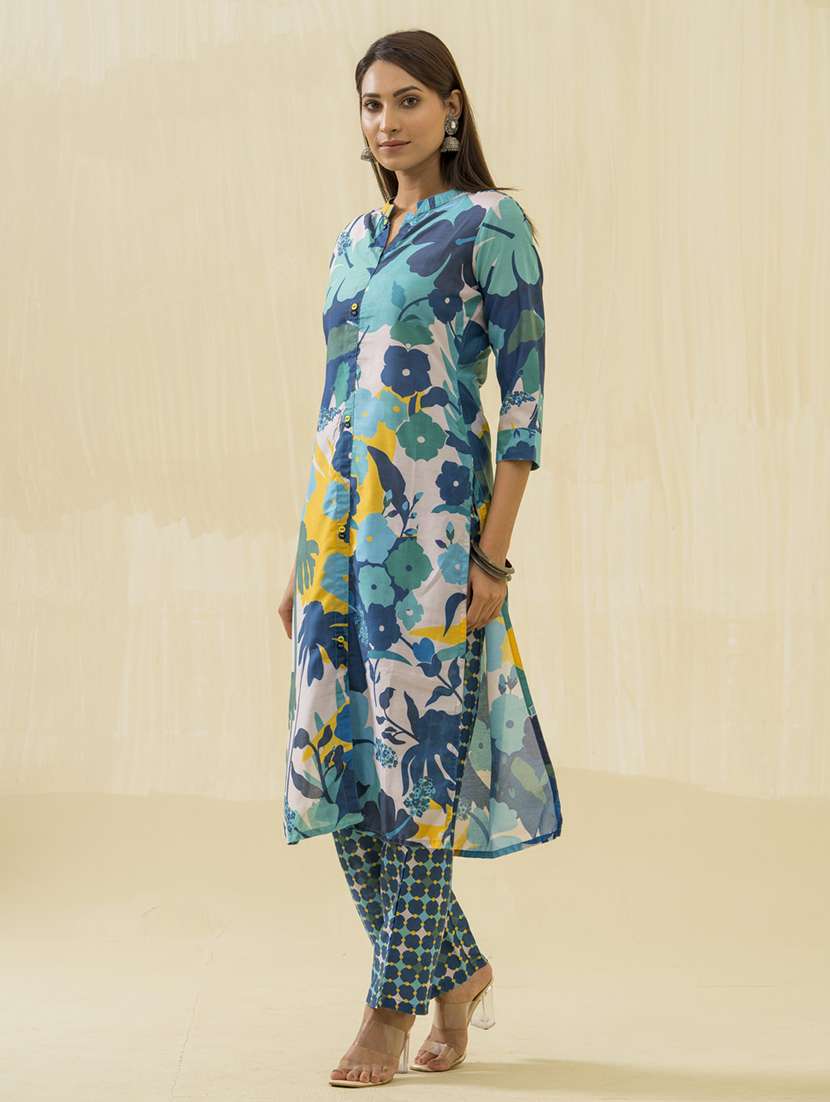 women printed three quarter sleeve kurta pant set - 22282178 -  Standard Image - 1