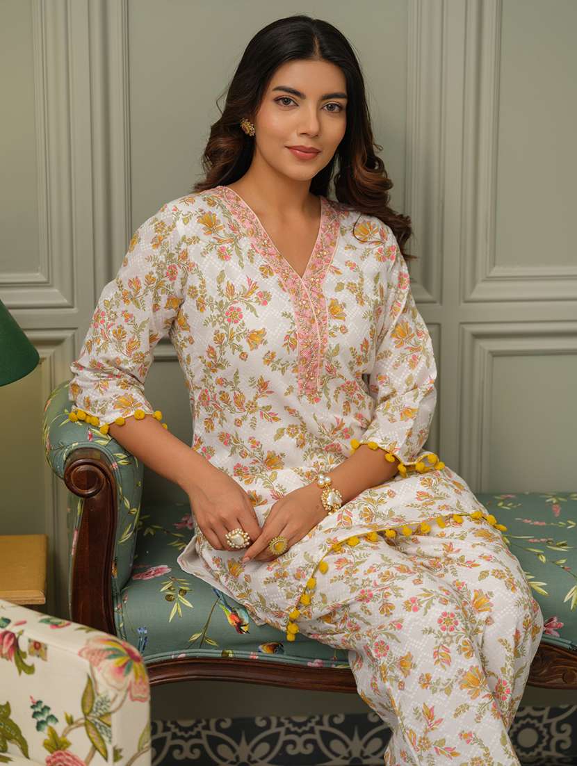 women printed three quarter sleeve ethnic co-ord set - 22282189 -  Standard Image - 1